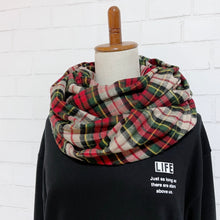 画像をギャラリービューアに読み込む, 【シーズン到来セール】綿100%スヌード*ローズレッドが可愛いXmasカラーのタータンチェック*播州織